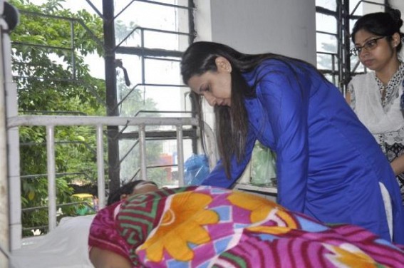 CM’s wife Niti Deb met Gang-Rape victim, assures justice CM’s wife Niti Deb met Gang-Rape victim, assures justice